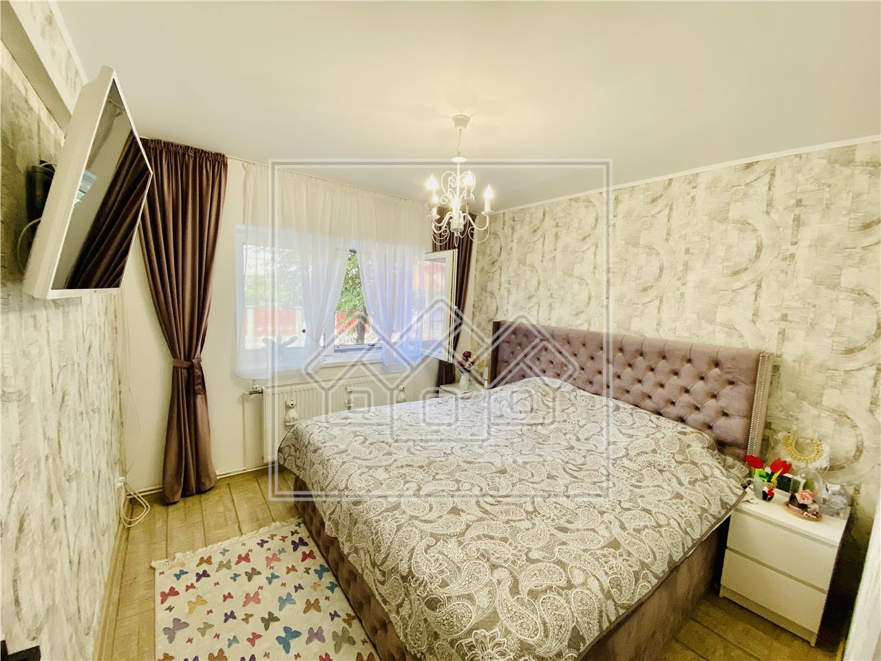 Apartament de vanzare in Sibiu - 3 camere si balcon - Zona Valea Aurie