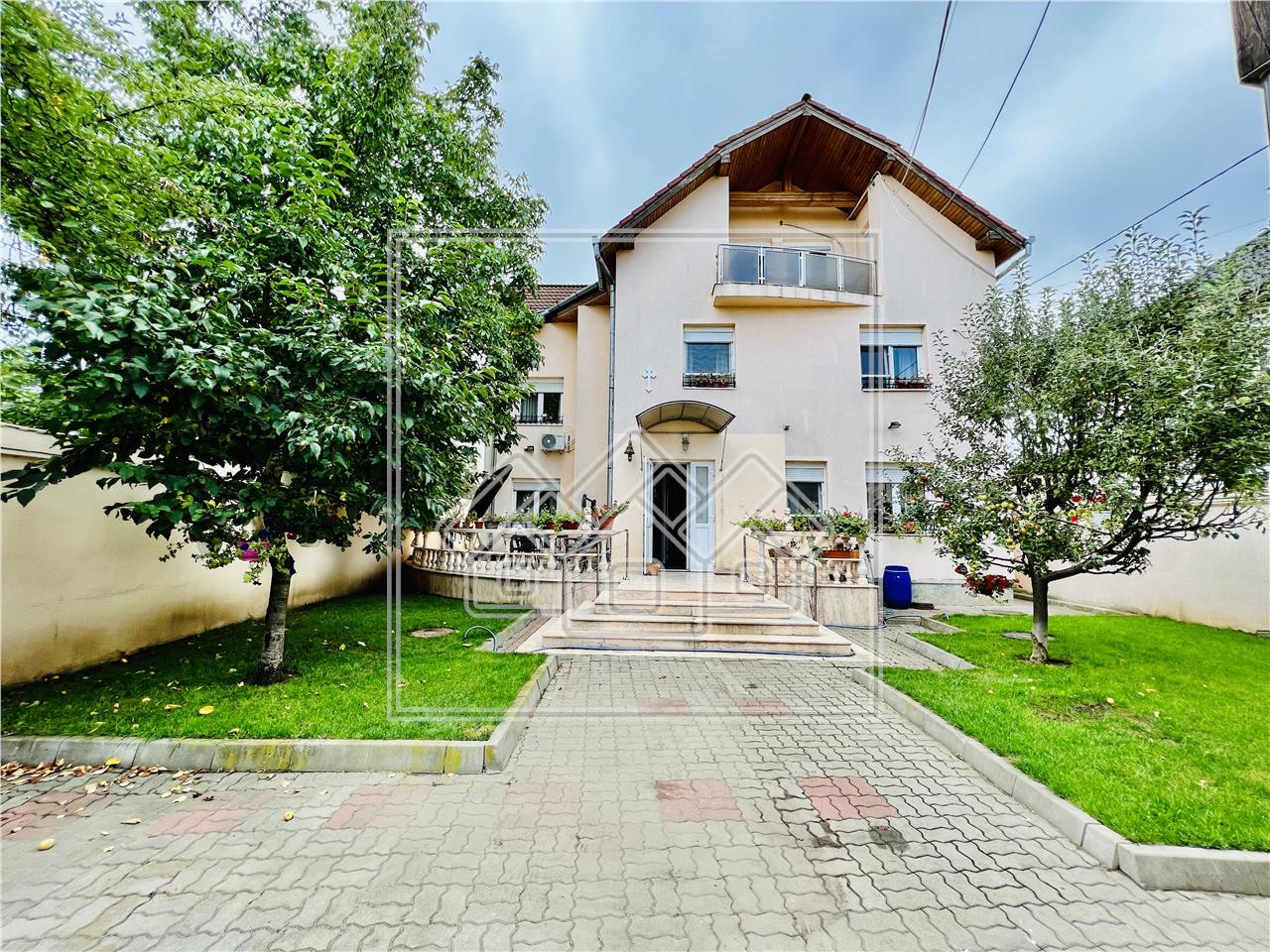 Casa de vanzare in Sibiu - individuala - str. Moldoveanu, teren 400 mp