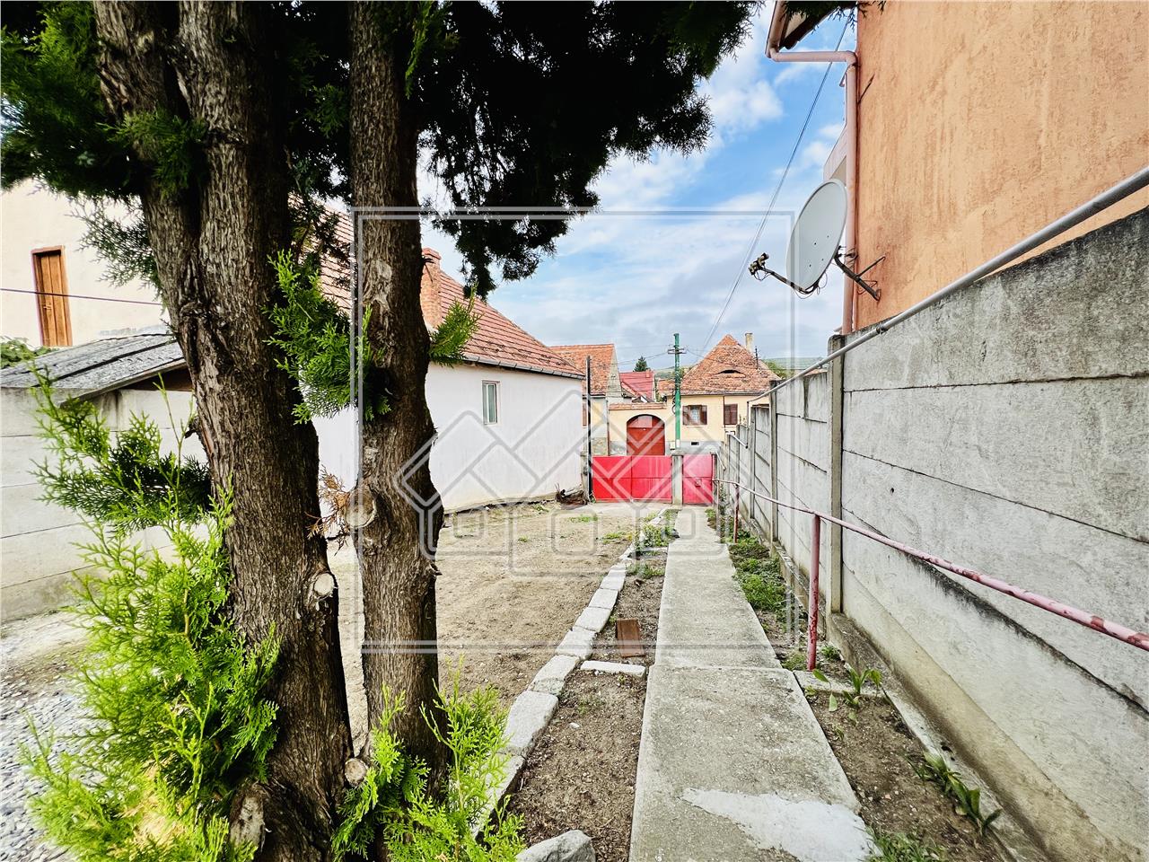 Casa de vanzare in Sibiu - Cisnadie - individuala, 1300 mp teren