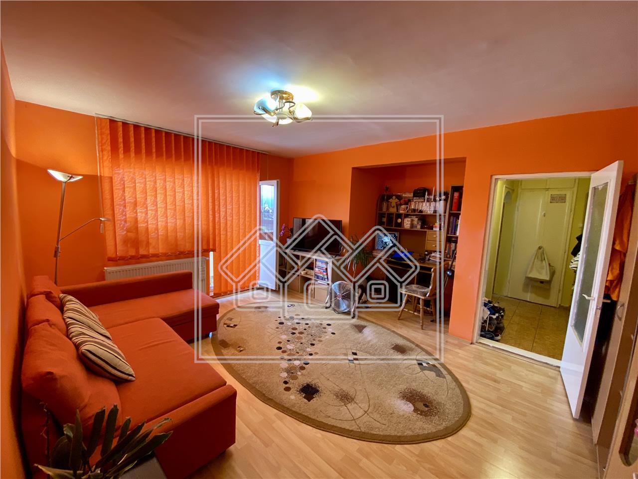 Apartament de vanzare in Sibiu - 2 camere si 2 balcoane - Turnisor