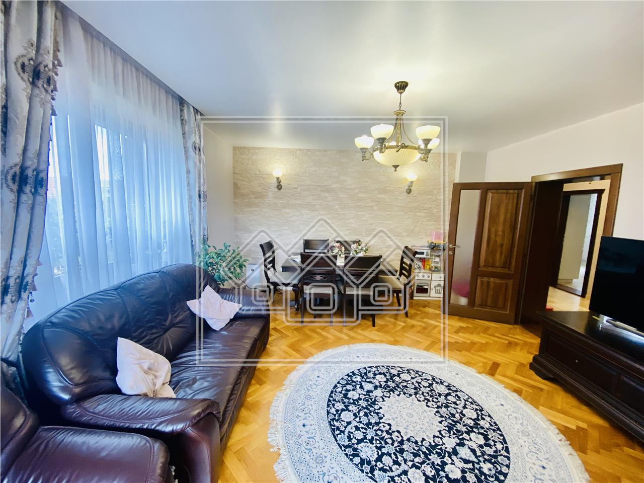 Apartament de vanzare in Sibiu - la vila - 100 mp utili - Strand