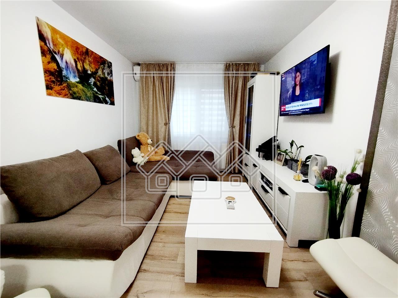 Apartament de vanzare in Sibiu - 3 camere - Strand - recent renovat