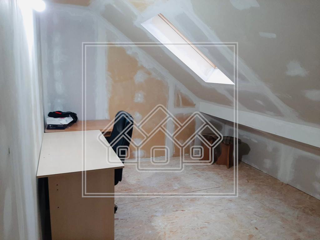Apartament de vanzare in Sibiu - 4 camere, 94 mp utili - Cisnadie