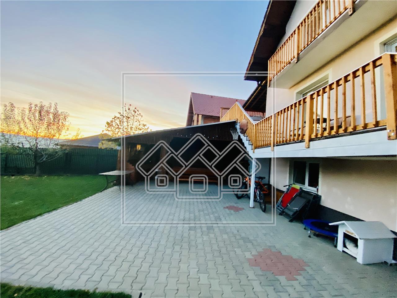 Casa de vanzare in Sibiu - individuala - mobilata si utilata modern