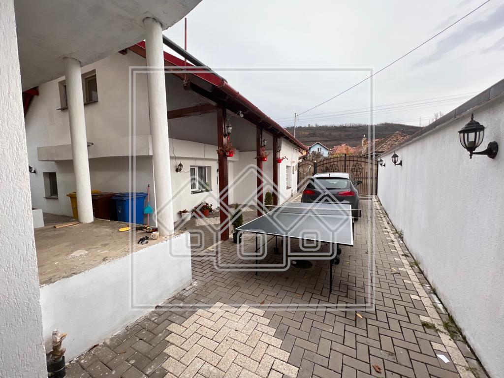 Casa de inchiriat in Sibiu, 135 mp, 4 dormitoare, casa individuala