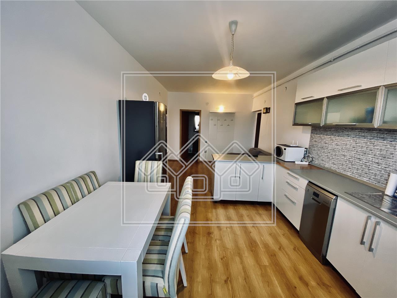 Apartament de vanzare in Sibiu - 3 camere cu balcon -Strand II