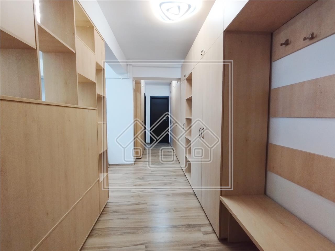 Apartament de inchiriat in Sibiu - 2 camere - bloc cu lift- M. Viteazu