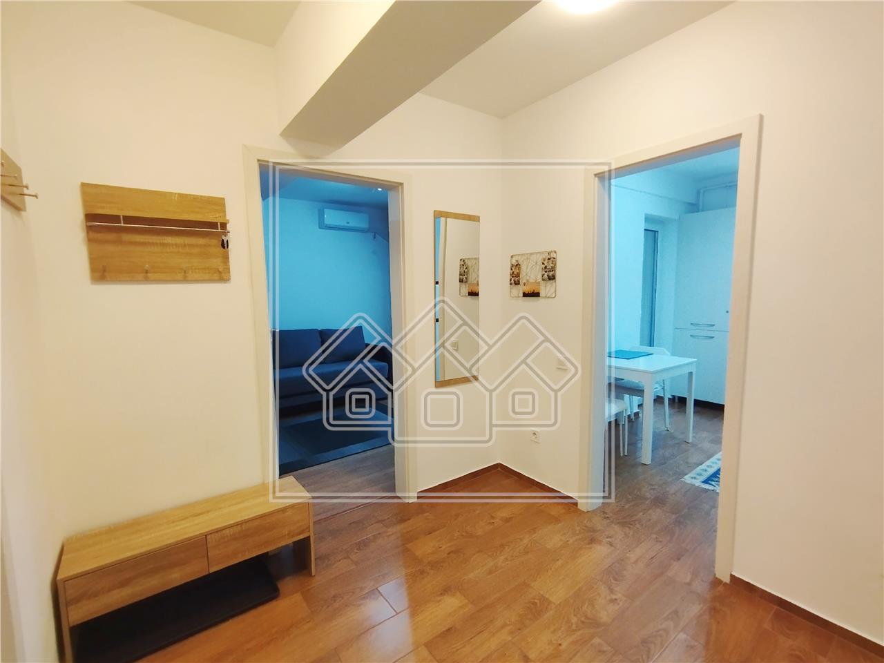 Apartament de inchiriat in Sibiu - 2 camere, decomandat, bloc cu lift