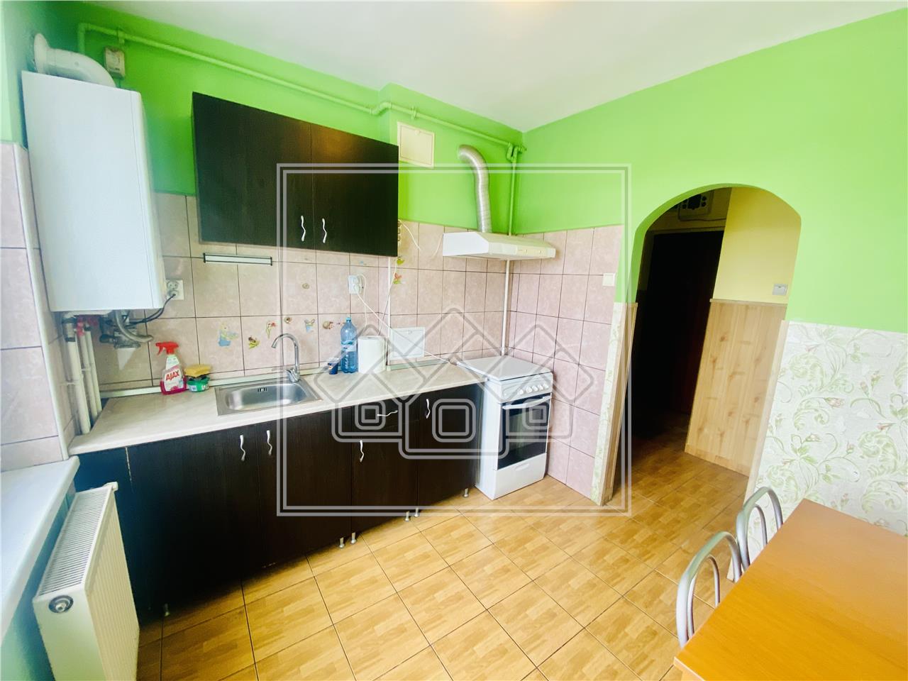 Apartament de vanzare in Sibiu - 2 camere si balcon - Zona Terezian