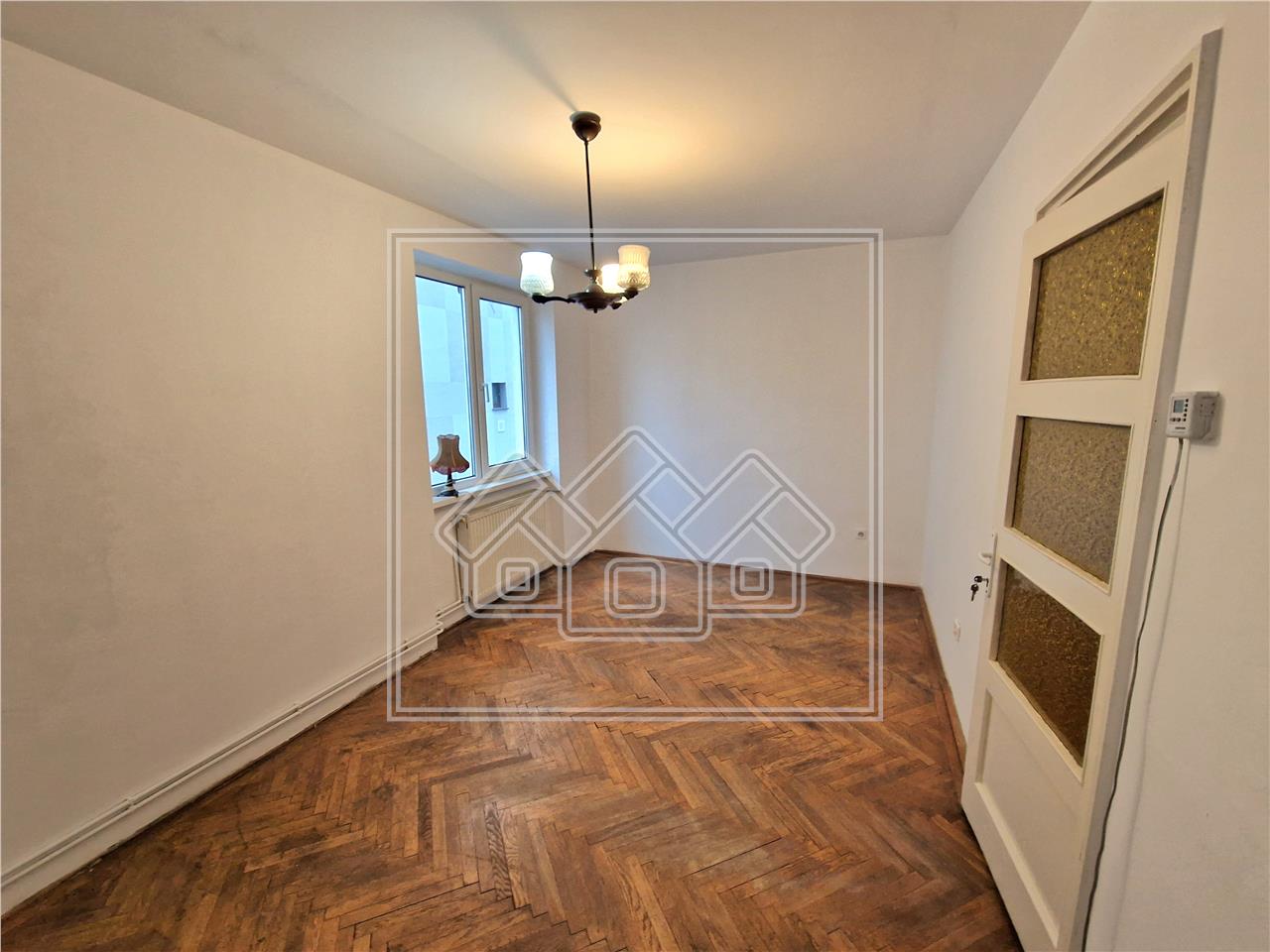 Apartament de vanzare in Sibiu - 3 camere si balcon - Calea Dumbravii