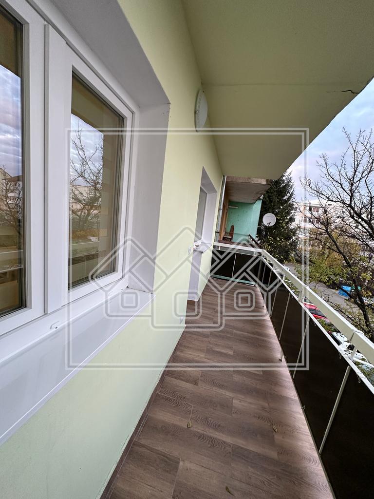 Apartament de vanzare in Sibiu - 2 camere si balcon - Zona Siretului