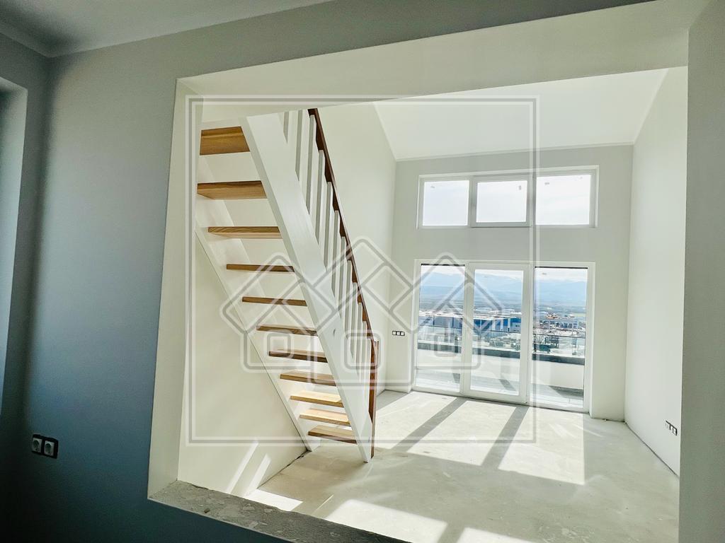 Penthouse 2 niveluri - confort lux, incalzire pardoseala -balcon  (Mi)