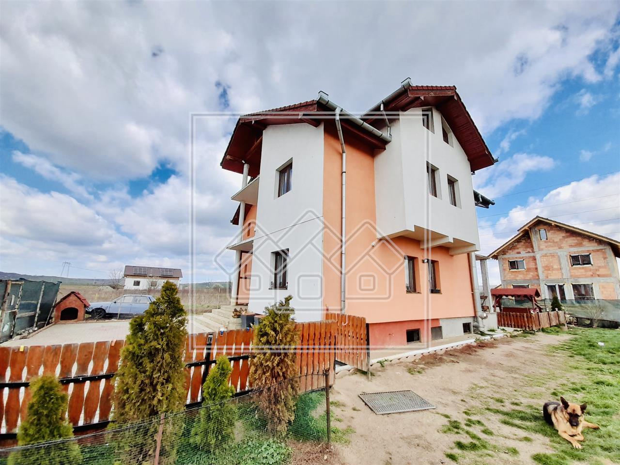 Casa de vanzare in Sibiu - individuala - 180 mp utili - Zona Veterani