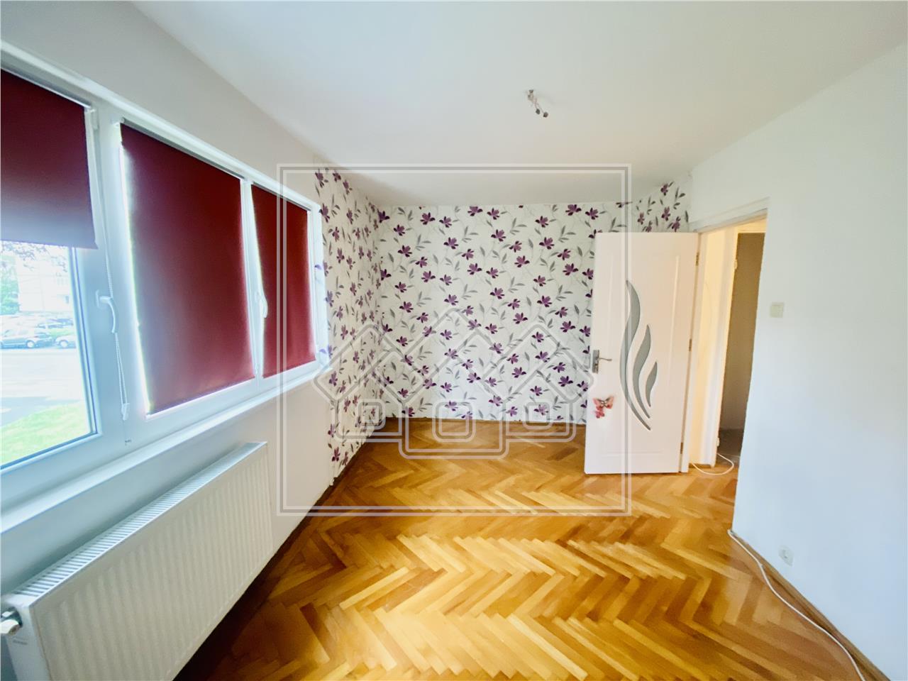 Apartament de vanzare in Sibiu - 2 camere si balcon, zona Rahova
