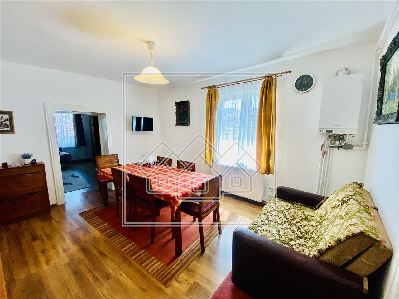 Apartament de vanzare in Sibiu-la casa - 142 mp utili - Zona  Hipodrom