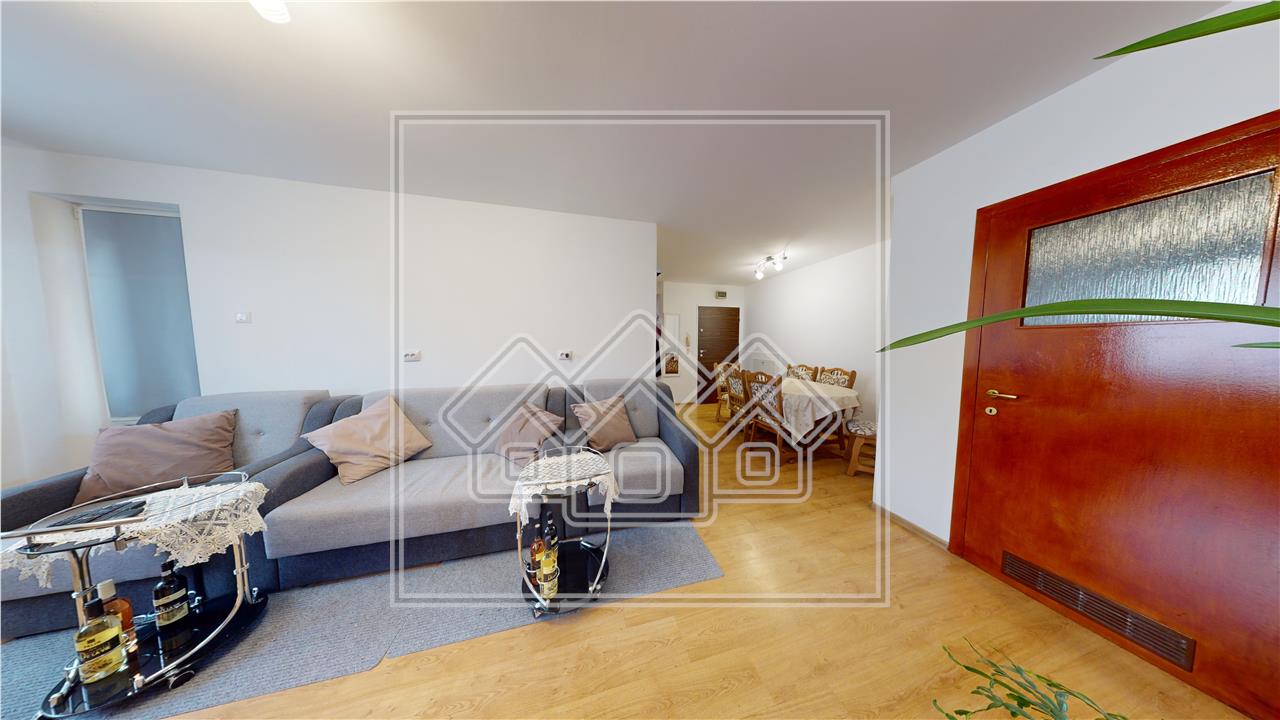 Apartament de vanzare in Sibiu - 3 camere + balcon - Rahovei