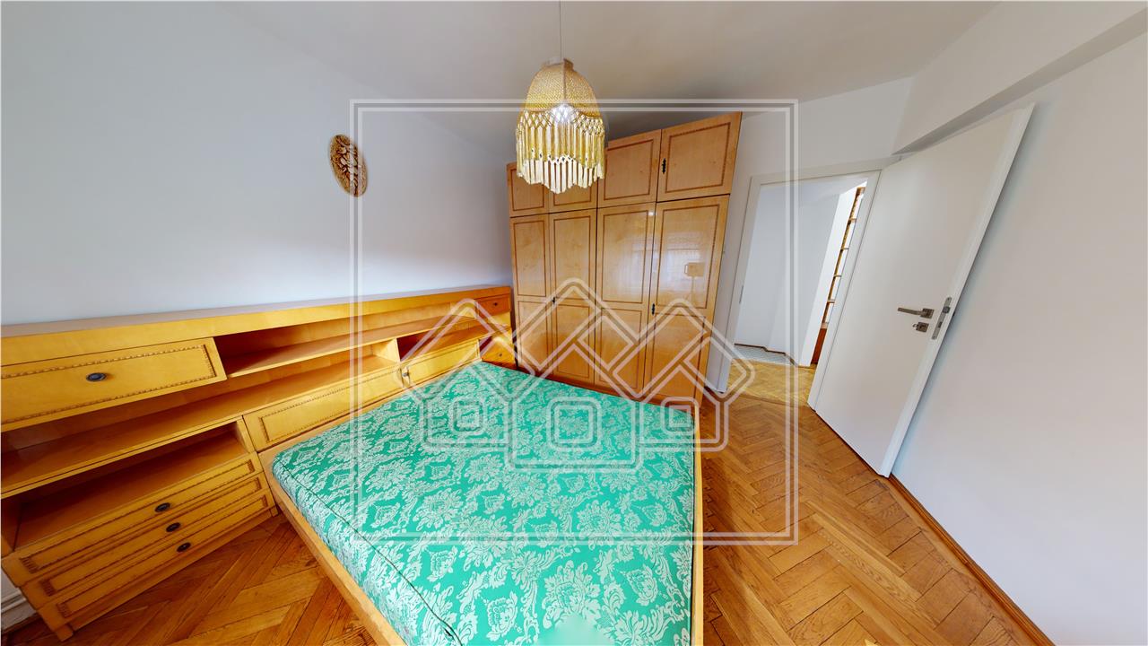 Apartament de vanzare in Sibiu-3 camere-recent renovat-C. Dumbravii