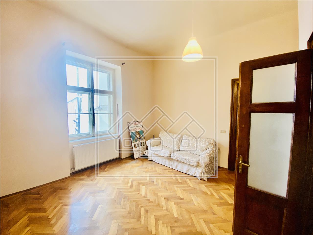 Wohnung zum Verkauf in Sibiu - 3 Zimmer - ULTRACENTRAL Position