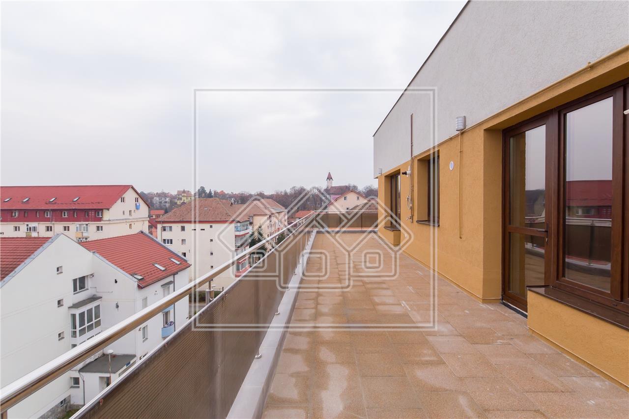 Penthouse de inchiriat in Sibiu - Strand - premium - terase 320 mp