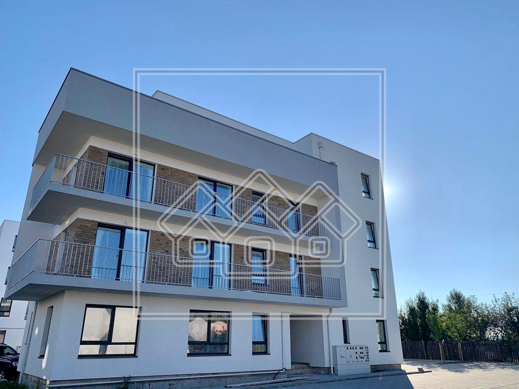 Apartament 3 camere de vanzare in Sibiu - Spatios - Gradina de 100 mp