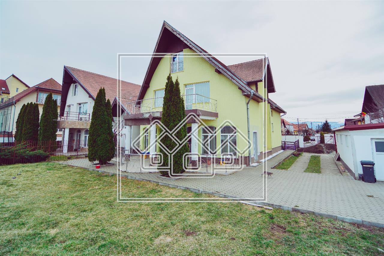 Casa individuala de vanzare in Sibiu, mobilata si utilata superb