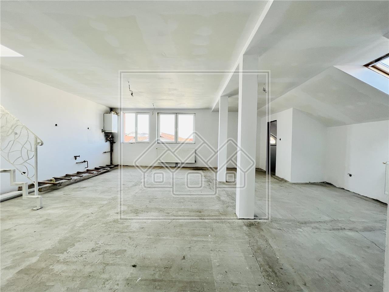 Apartament 5 camere de vanzare in Sibiu -  pod amenajat