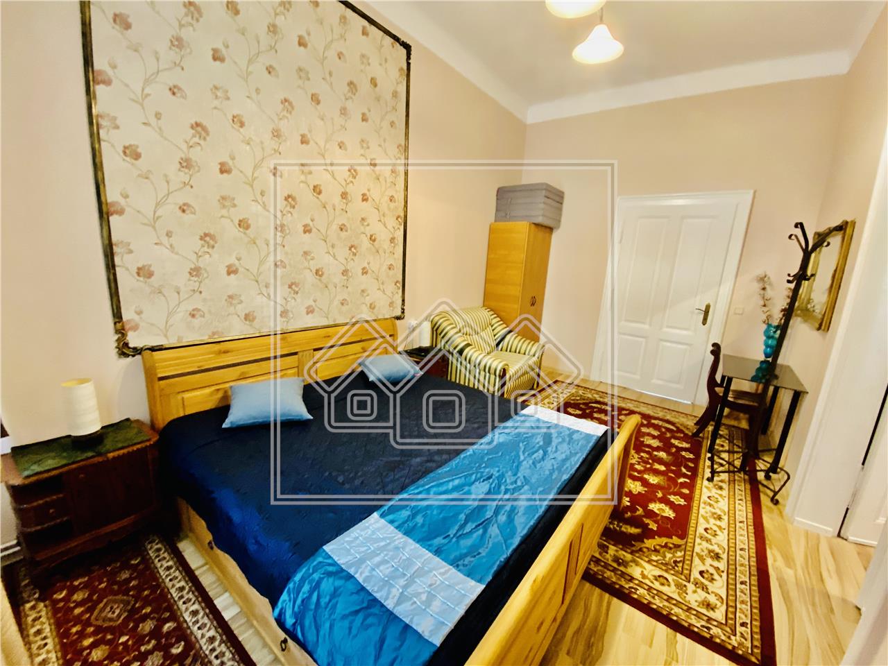 Apartament de vanzare in Sibiu -5 camere si 3 bai- Pretabil investitii