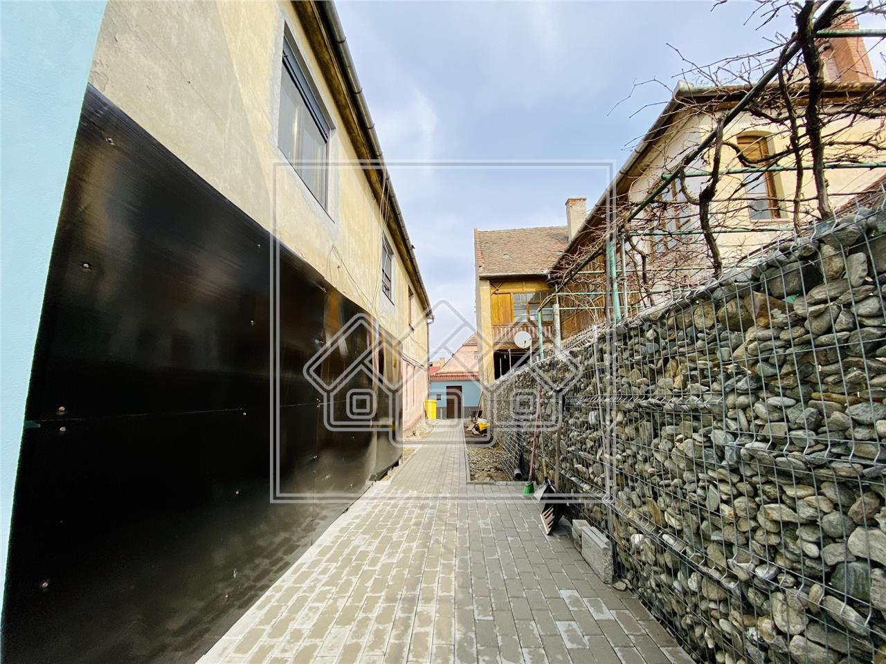 Casa de vanzare in Sibiu - Ultracentral -Reconditionata de la caramida