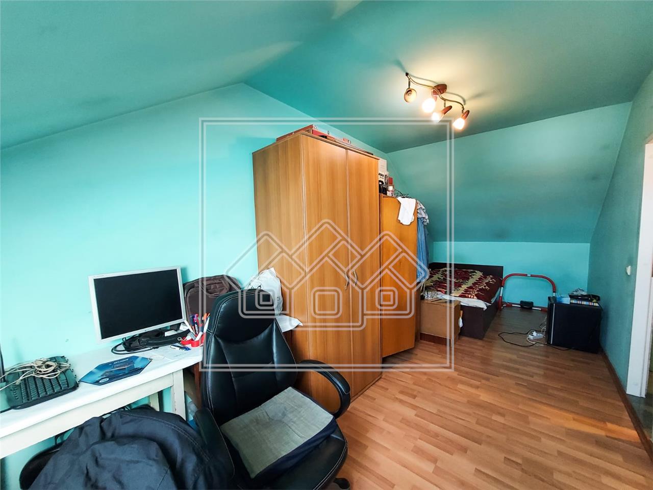 Apartament de vanzare in Sibiu - 3 camere - zona Terezian