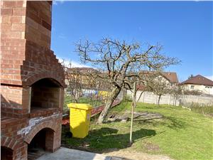 Casa de inchiriat in Sibiu - Calea Dumbravii - curte privata, garaj