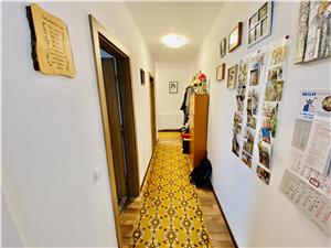 Apartament de vanzare in Sibiu -3 camere cu balcon mare- C. Cisnadiei