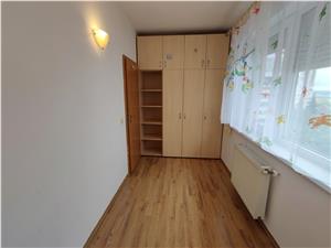 Apartament 3 camere de inchiriat in Sibiu - zona Rahovei - bloc recent