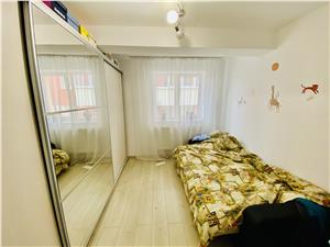 Apartament de vanzare in Sibiu -3 camere si balcon-Zona Luptei