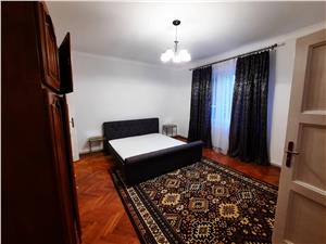 Apartament 3 camere de inchiriat in Sibiu - zona centrala - la casa