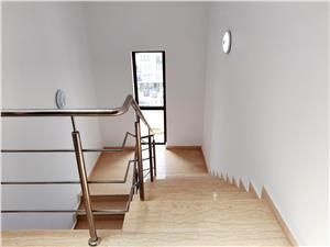 Penthouse de inchiriat in Sibiu - 115 mp utili + terasa 40 mp