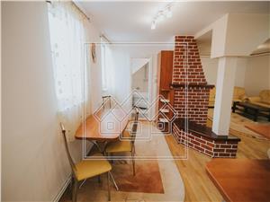 Apartament de inchiriat in Sibiu - 3 camere - La vila - C. Dumbravii