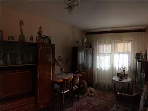 Apartament de vanzare in Sibiu - 4 camere, complet decomandat