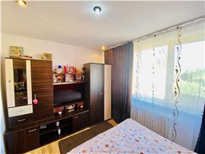 Apartament de vanzare in Sibiu - 3 camere - Decomandat - Zona Rahovei