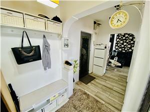 Apartament de vanzare in Sibiu - 70 mp - decomandat - Z. Ciresica