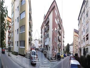 3-Zimmer-Wohnung zu verkaufen in Sibiu, Dachgeschoss-Typ