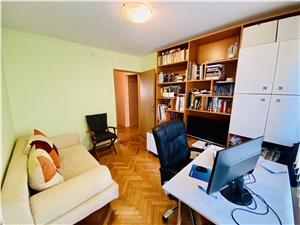 Wohnung zu verkaufen in Sibiu - 3 Zimmer - 2 Balkone - Schwimmschule