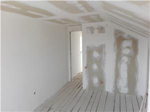 Apartament de vanzare in Sibiu - 5 camere - dispus pe 2 nivele