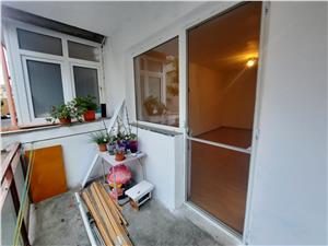 Apartament de vanzare in Alba Iulia - 2 camere si balcon - Cetate