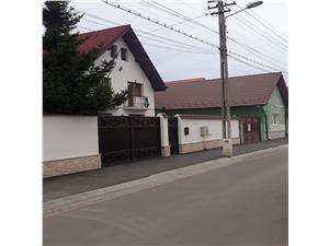 Casa 4 camere de vanzare in Sibiu - Mobilat si Utilat -Singur in Curte
