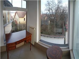 Apartament de inchiriat in Sibiu- 4 camere-dotari de lux
