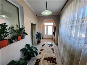 Casa de vanzare in Alba Iulia (Sebes)- 4 camere - 2 bai - la cheie