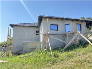House for sale in Alba - 114 sqm - 4 rooms - garage - Micesti area