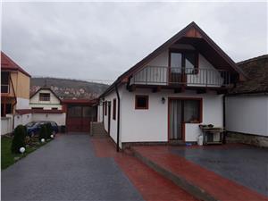 Casa 3 camere de vanzare in Sibiu-Sura Mare-Curte si Gradina de 2000mp