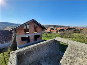 House for sale in Sibiu - 2 buildings - land 1600 sqm - Rusi