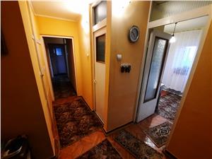 Apartament de vanzare in Alba Iulia - 3 camere - zona Tolstoi